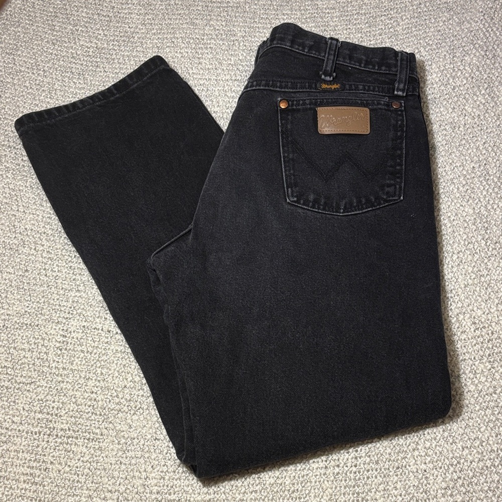 Wrangler Men's Relaxed Fit Black Denim Jeans